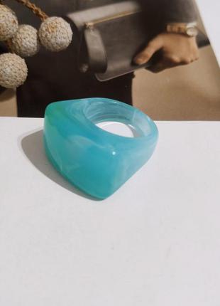 Тренд новый акриловый перстень голубое кольцо пластик минимали...