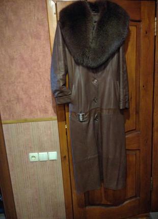 Кожанное пальто с поясом 50-52