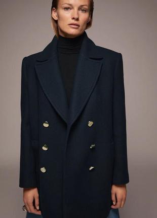 Zara двубортное шерстяное пальто золотые пуговицы.