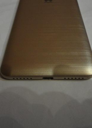 Крышка для Huawei Y5 II CUN-U29 золотая ОРИГИНАЛ ,б.у.