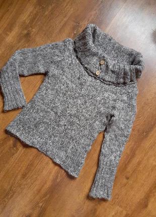 Меланжевый укороченый свитер крупной вязкой