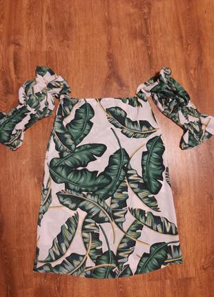 Блузка с открытыми плечами с листьями