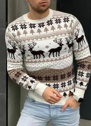 Новогодный свитер с оленями