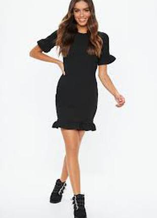 Короткое черное платье с воланами, xs