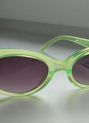 Сонцезахисні окуляри h&m в стилі ретро