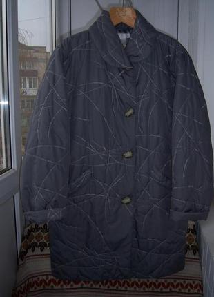 Куртка женская  размер 14