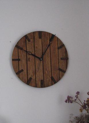Настенные часы из натурального дерева