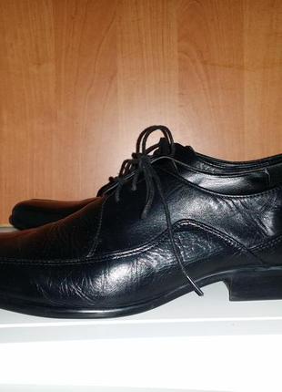 Классические мужские черные туфли на шнуровке linea  натуральн...