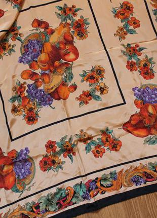 Очень красивый шелковый платок натюрморт италия