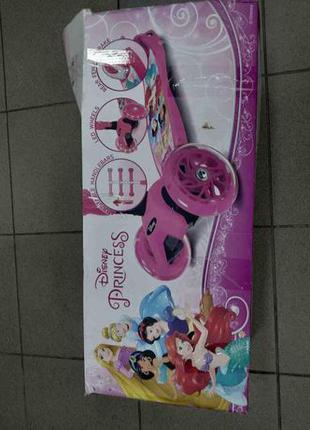 Самокат Scooter Maxi S889 Disney