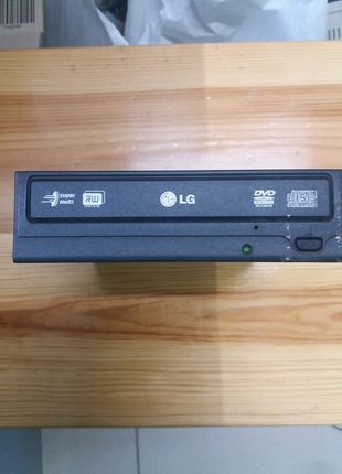 Привод DVD модель GSA-H42N интерфейс IDE