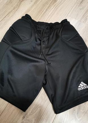 Продам вратарские шорты adidas