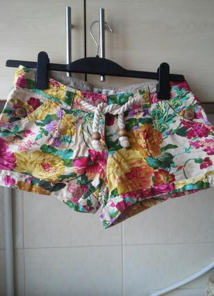 Пляжные легкие шорты с цветочным принтом river island