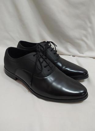 Чоловічі класичні туфлі zara