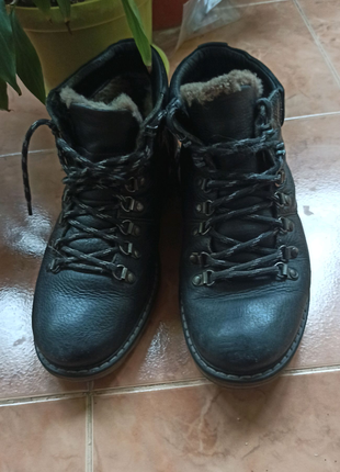 Зимние ботинки 40размер