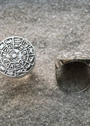 Кольцо амулет Зодиак . серебро , индия. размер 18