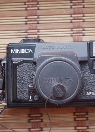 Фотоаппарат MINOLTA HI-MATIC AF2-M 38mm 1:2.8 под ремонт