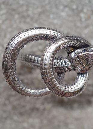 Кольцо змея . Индия размер 18 талисман