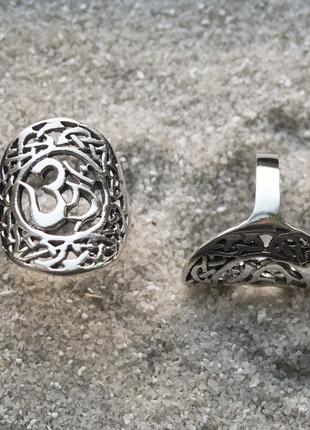 Кольцо мантра ОМ . серебро. индия размер 17 талисман