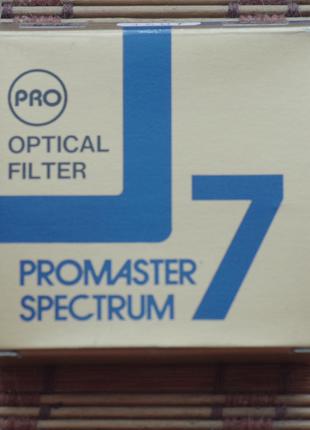Светофильтр Promaster spectrum 7 62mm . UV France