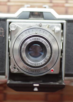 Фотоаппарат zeiss Ikon Ikonta 522/24 + Novar anastigmat 45mm 3.5