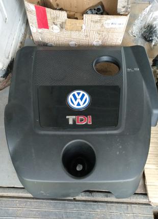 Накладка двигуна декоративна Volkswagen GOLF 4 (1,9 TDI 8V) 19...