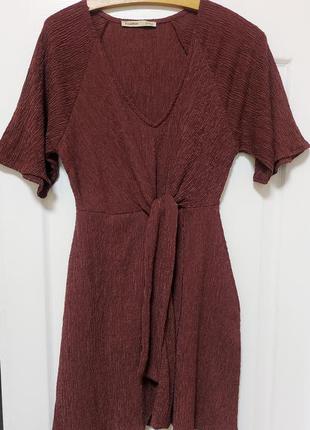 Платье из жатой ткани pull&bear с коротким рукавом