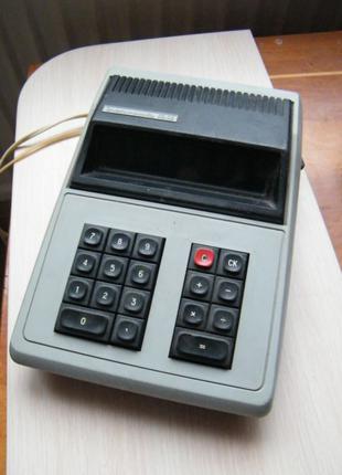 Калькулятор винтажный "Электроника Б3.02"