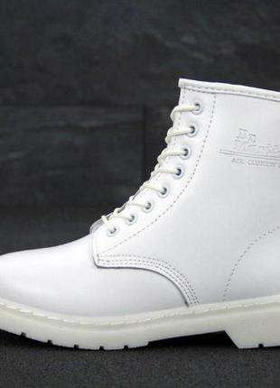 dr martens 1640 mono