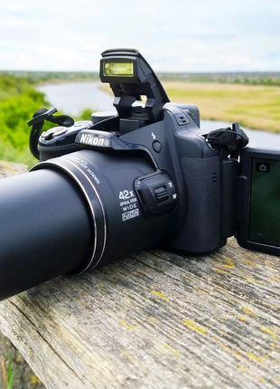 Nikon P520+42 Кратный Зум,Экран 3.2 Поворотный,Фотоаппарат