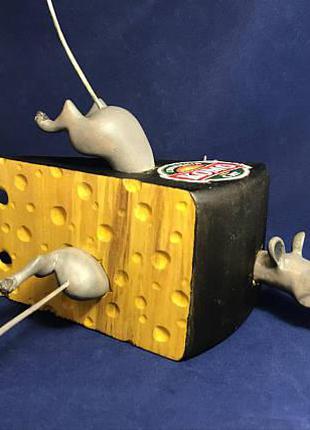 Коллекционная статуэтка "Мыши в сыре", "Сыр -это пир", Статуэт...