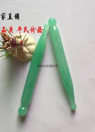 Скребок Гуаша из природных смол, форма "Ручка" зеленая