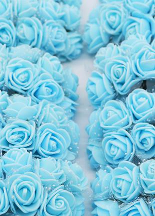 Розы из фоамирана с фатином 2 см голубые