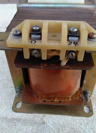 Трансформатор вхідна напруга 127В / вихідна напруга 24В