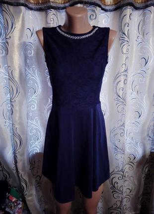 Надзвичайно красива сукня з мереживом dorothy perkins
