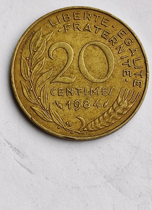 Продам монету Франции