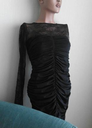 Cтильное сексуальное черное коротенькое платье