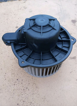 Мотор вентилятора отопітеля салону Hyundai Tucson JM