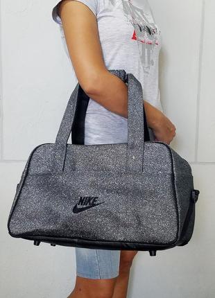 Спортивная сумка Nike Fashion