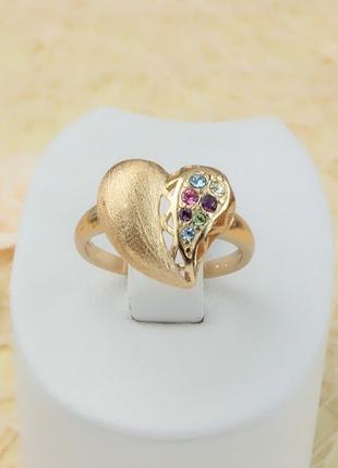 Нежное женское кольцо "СЕРДЦЕ" ювелирная бижутерия 18k Размер 17