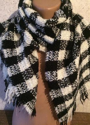 Теплий шарф в стилі коко шанель
