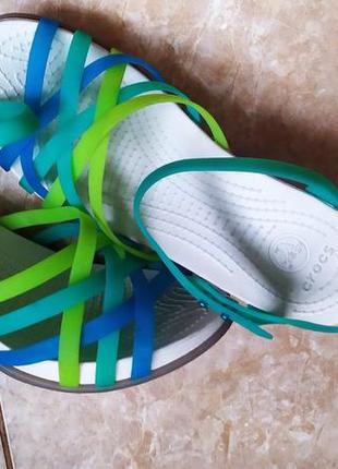 Босоніжки бренду crocs, оригінал w8