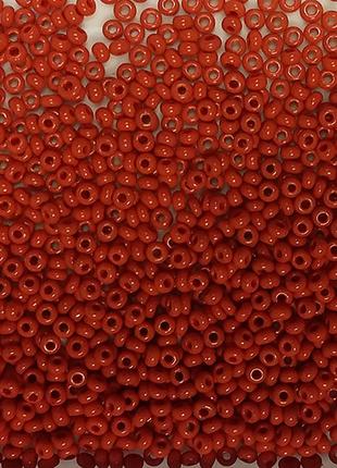 Бісер Ярна розмір 10мм колір 045 червоний непрозорий 50г