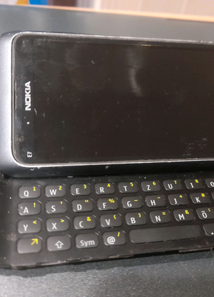 Nokia e7 экран