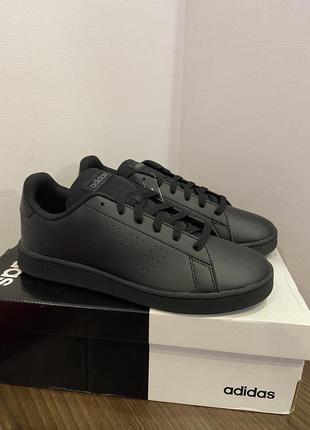 Кроссовки adidas advantage