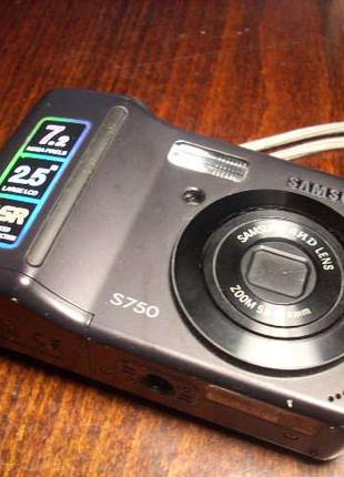 ФотоКамера Цифровая  Samsung S750