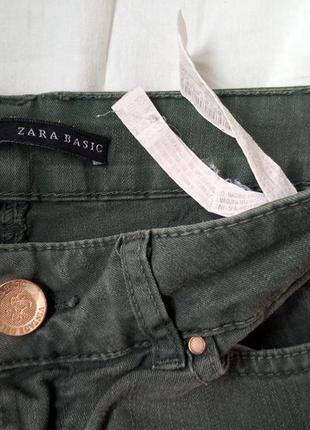 Джинсы зелёные скинни с замочками от zara