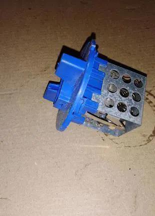 Резистор регулятор вентилятора грубки Volkswagen Crafter