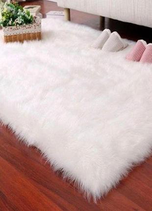 Білий пухнастий килимок з штучного хутра 60*90 см