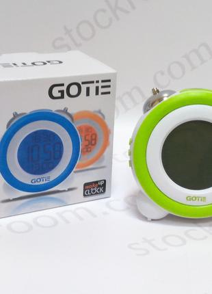 Электронный будильник зеленый GOTIE GBE-200 Z настольный